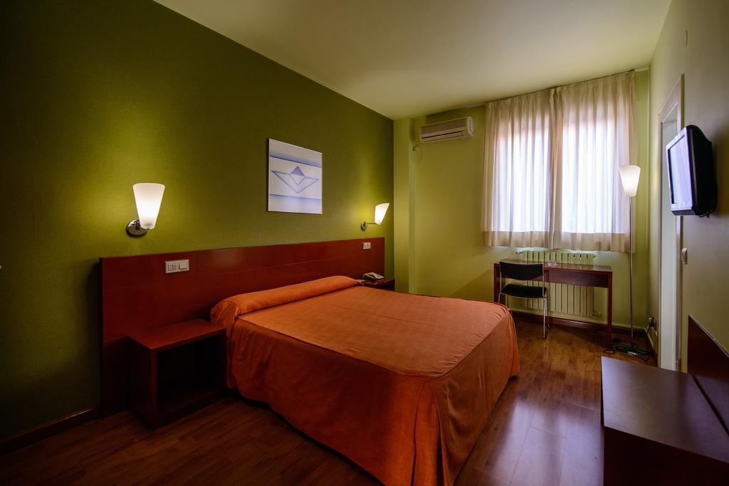 Hotel El Paso Honroso Hospital de Órbigo Rom bilde