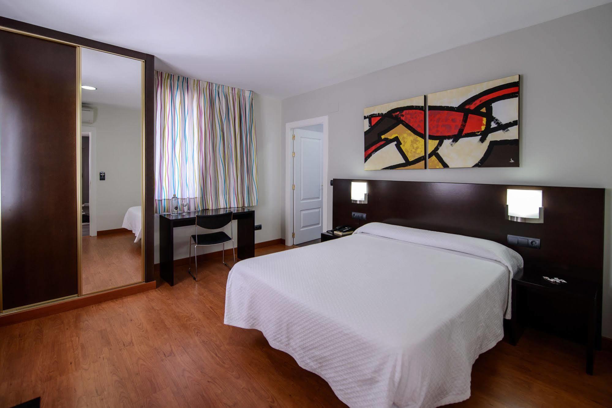 Hotel El Paso Honroso Hospital de Órbigo Eksteriør bilde