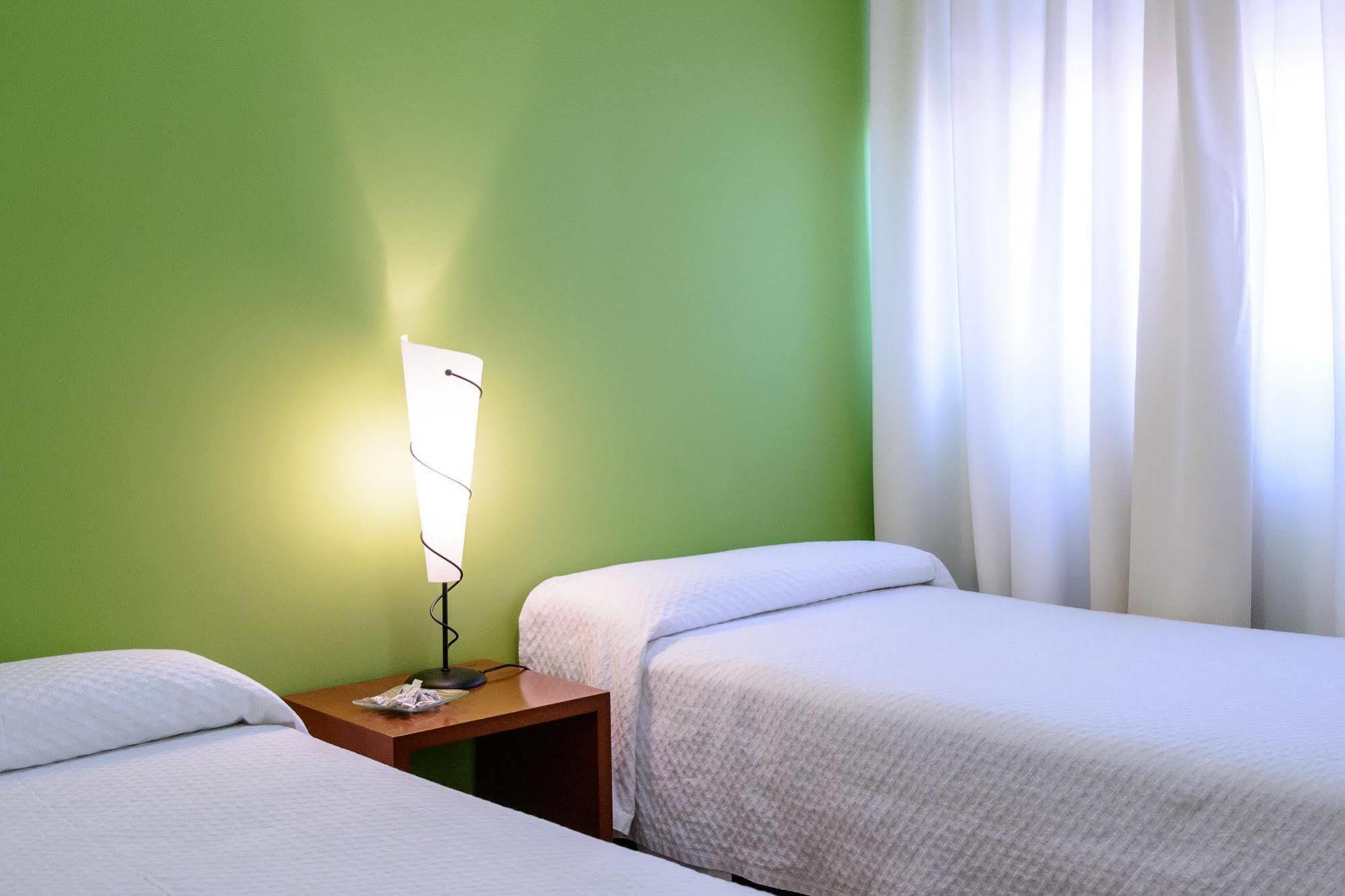 Hotel El Paso Honroso Hospital de Órbigo Eksteriør bilde